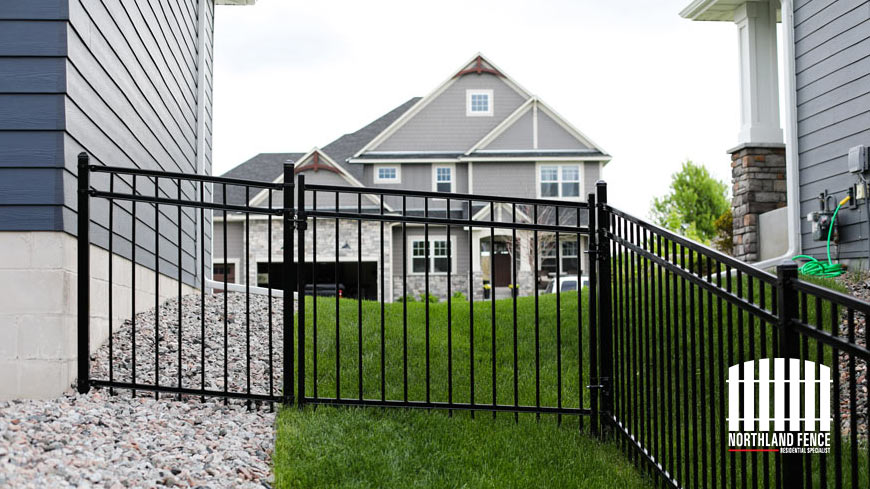 how to choose a company to install fence