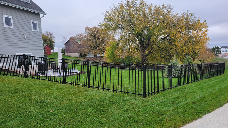 essential tools for dyi fence construction